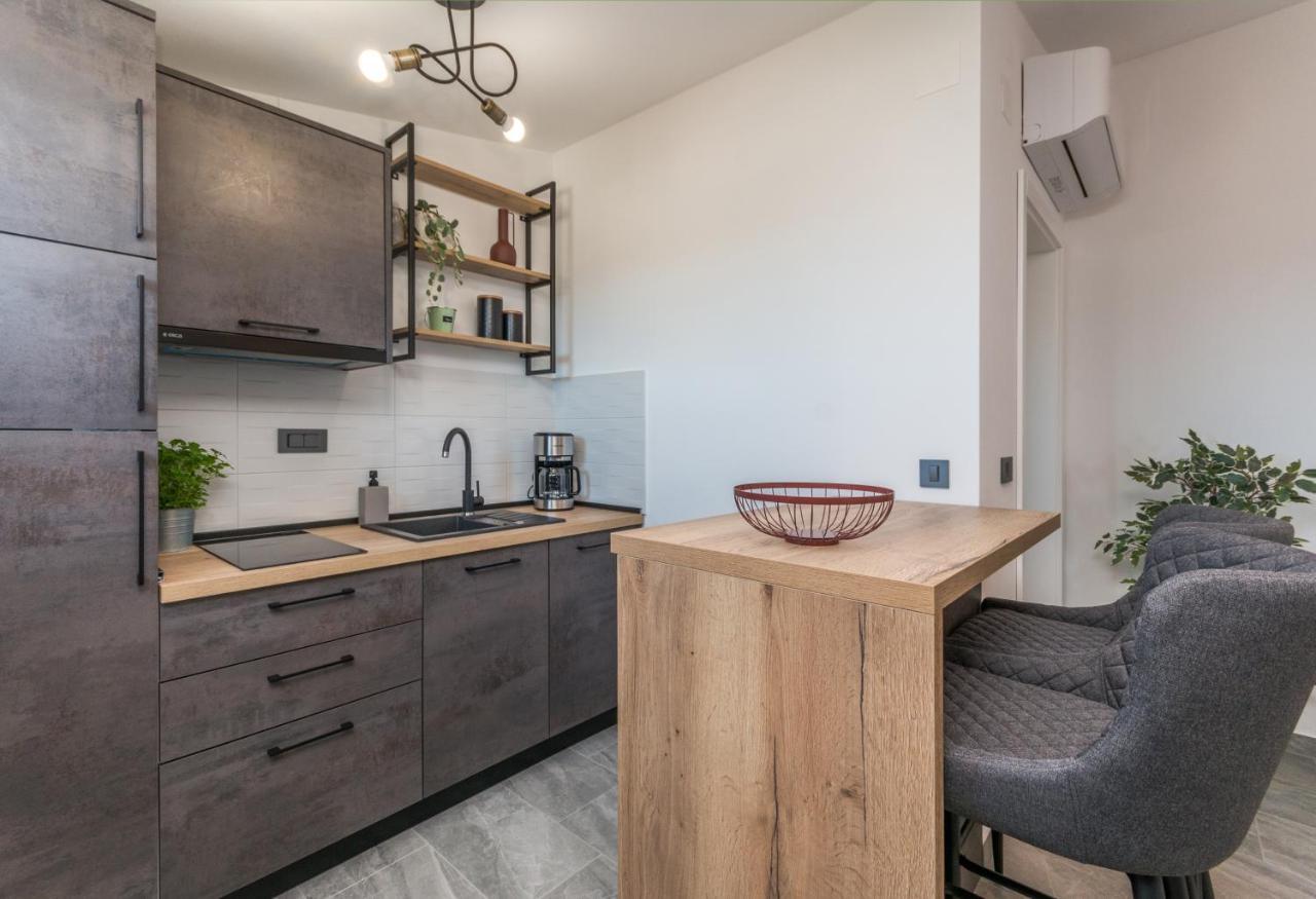 Marilu Luxury Apartments Drage Εξωτερικό φωτογραφία